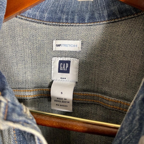 Gap Jean Jacket - Picture 3 of 6